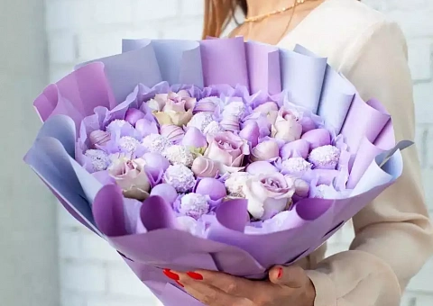 Клубника в шоколаде с кокосом